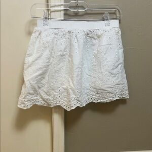 📣 BOGO any closet item equal/less value Eyelet embroidered girls skirt